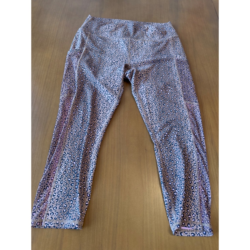 Fabletics XL High Waisted Animal Print Capri Leggings Workout Gym